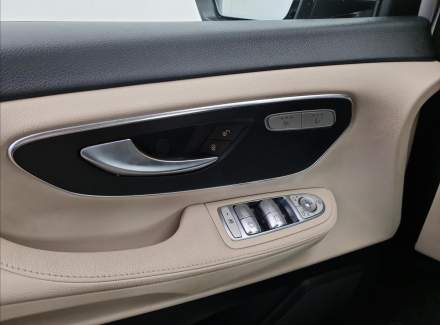 Mercedes-Benz - V-class