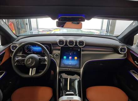 Mercedes-Benz - GLC