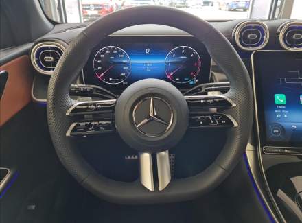 Mercedes-Benz - GLC