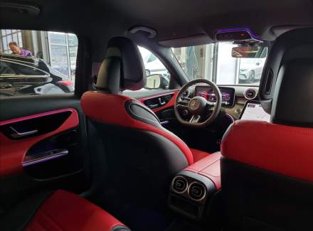 Mercedes-Benz - C-class