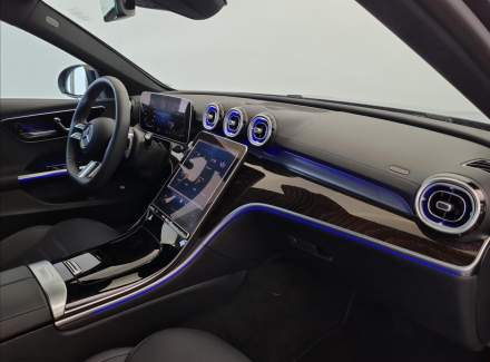 Mercedes-Benz - C-class