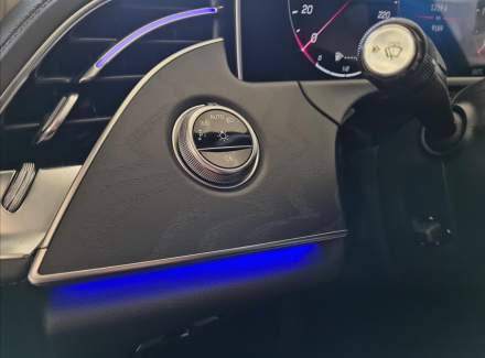 Mercedes-Benz - E-class