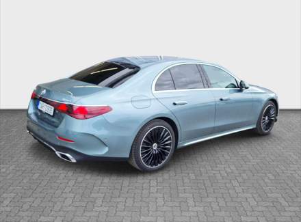 Mercedes-Benz - E-class