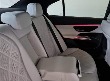 Mercedes-Benz - E-class