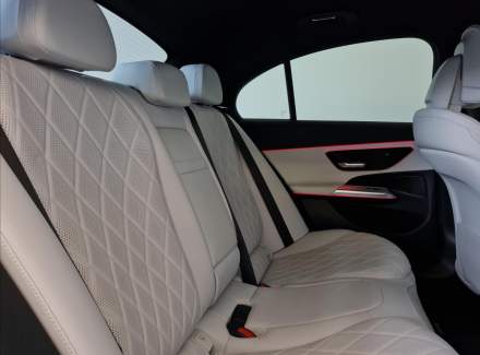 Mercedes-Benz - E-class