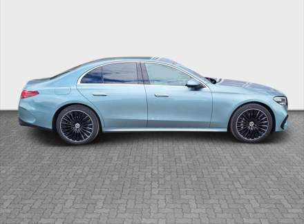 Mercedes-Benz - E-class
