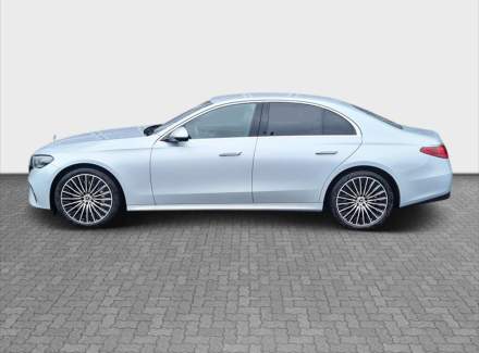 Mercedes-Benz - E-class