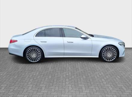 Mercedes-Benz - E-class