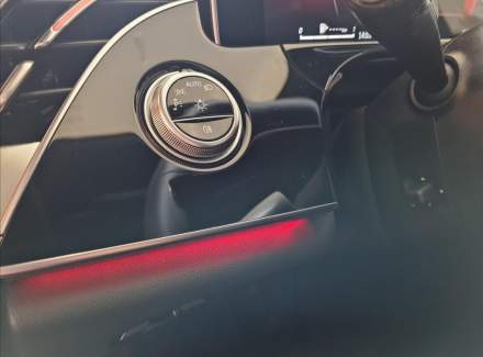 Mercedes-Benz - E-class