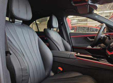 Mercedes-Benz - E-class