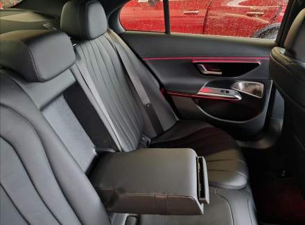 Mercedes-Benz - E-class