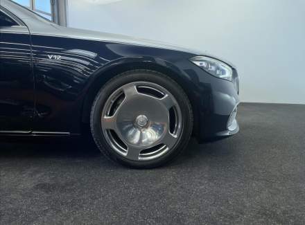 Mercedes-Benz - S-class