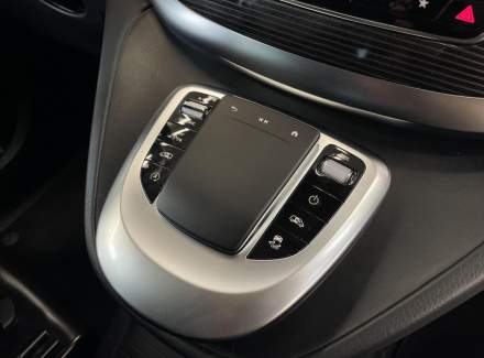 Mercedes-Benz - V-class