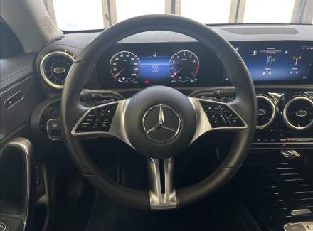 Mercedes-Benz - CLA