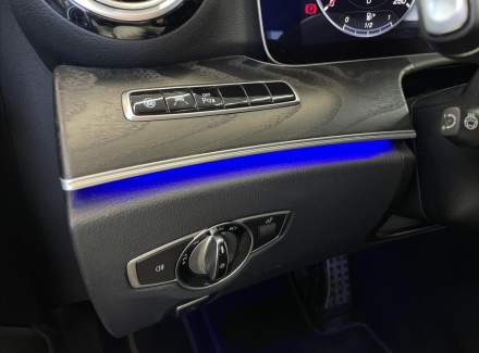 Mercedes-Benz - E-class