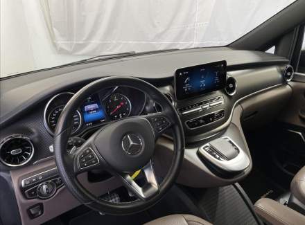Mercedes-Benz - V-class