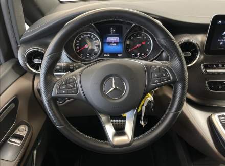 Mercedes-Benz - V-class