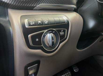 Mercedes-Benz - V-class