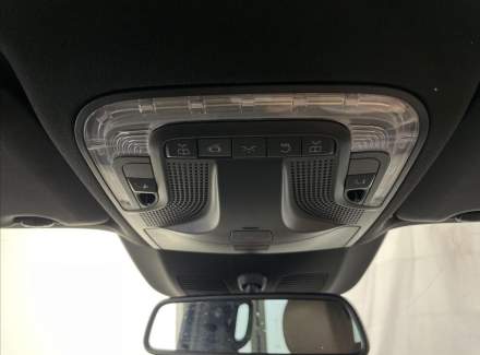 Mercedes-Benz - V-class