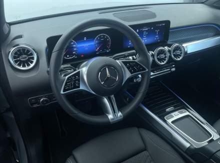 Mercedes-Benz - GLB