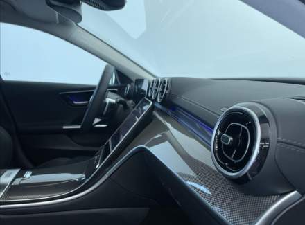 Mercedes-Benz - C-class