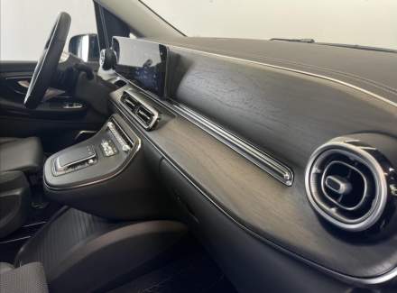 Mercedes-Benz - V-class