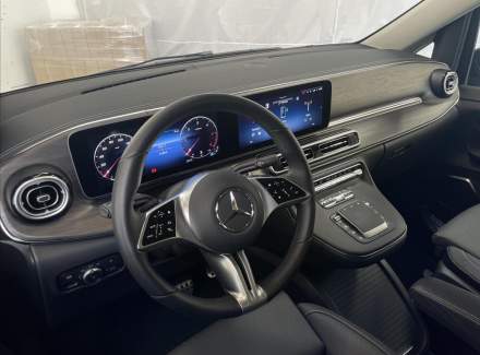 Mercedes-Benz - V-class
