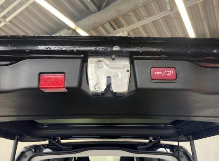 Mercedes-Benz - V-class