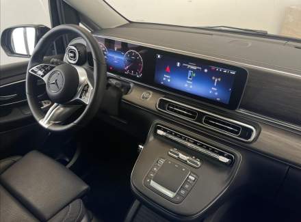 Mercedes-Benz - V-class