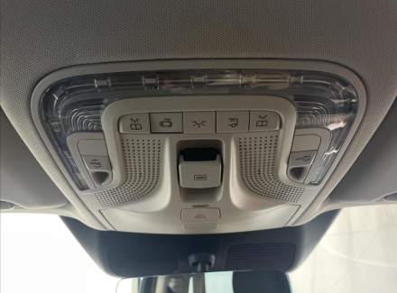 Mercedes-Benz - V-class