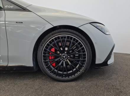 Mercedes-Benz - EQE