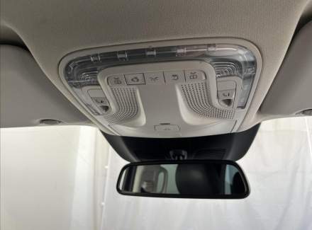 Mercedes-Benz - V-class