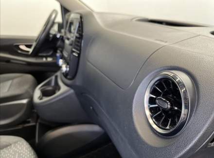 Mercedes-Benz - Vito