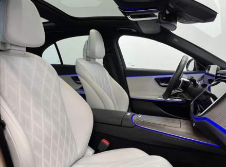 Mercedes-Benz - E-class