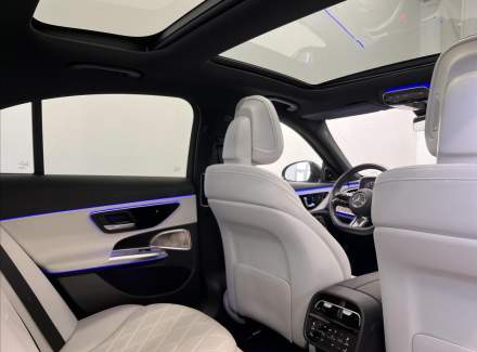 Mercedes-Benz - E-class