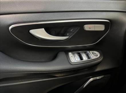 Mercedes-Benz - V-class