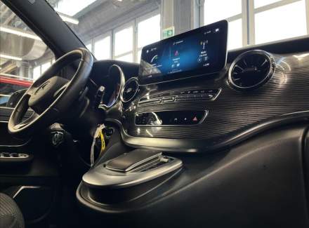 Mercedes-Benz - V-class