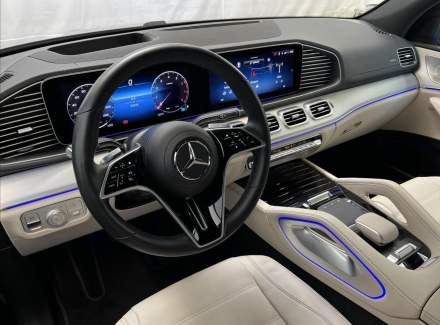 Mercedes-Benz - GLE