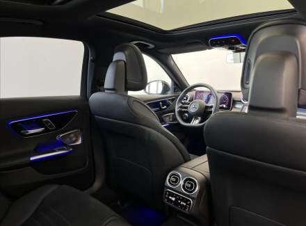 Mercedes-Benz - C-class