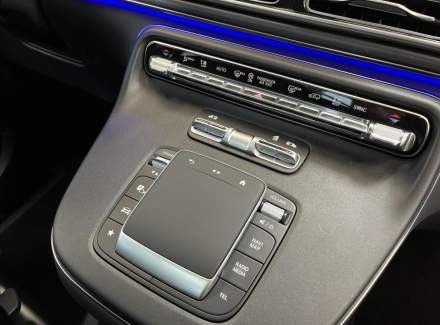 Mercedes-Benz - V-class