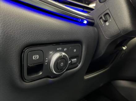 Mercedes-Benz - V-class