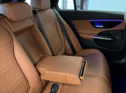 Mercedes-Benz - C-class