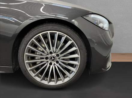 Mercedes-Benz - C-class