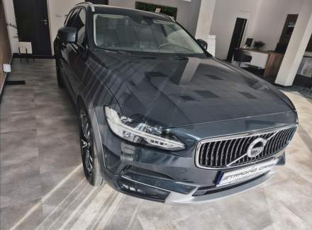 Volvo - V90