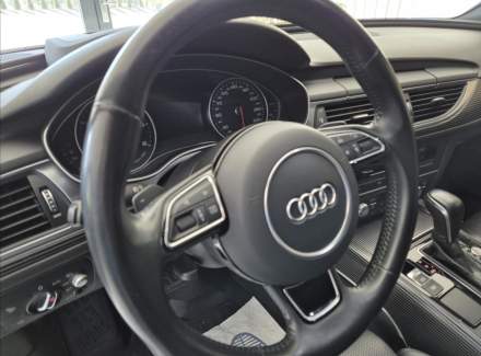 Audi - A6