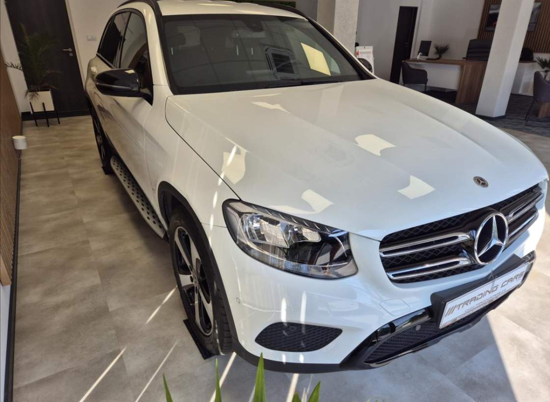 Mercedes-Benz - GLC