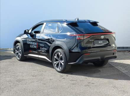 Toyota - bZ4X