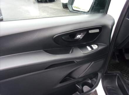 Mercedes-Benz - Vito