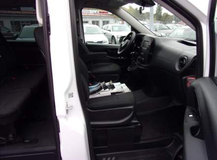 Mercedes-Benz - Vito