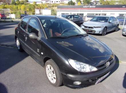 Peugeot - 206